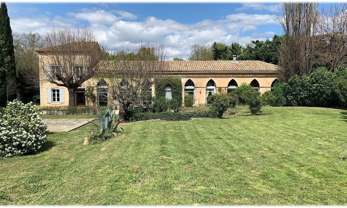 Bagnols-sur-Ceze Casa | La Filature Magnanerie 6 bedrooms swimming pool private park