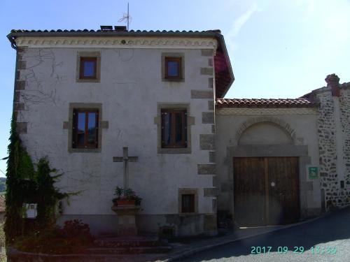 Saint-Georges-en-Couzan Cama Y Desayuno | La Fontaine