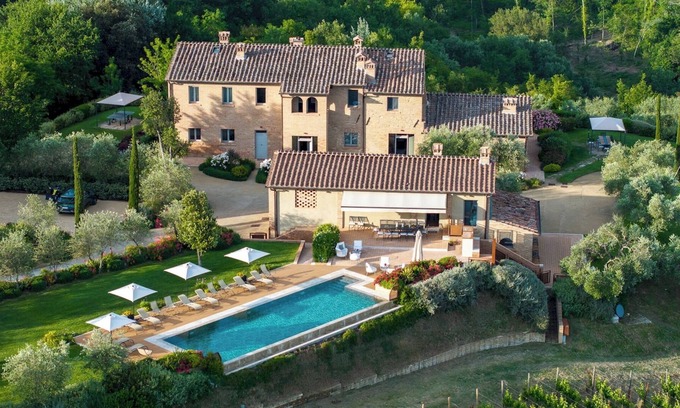Siena Villa | La Fonte Di Santa Regina 16, Emma Villas