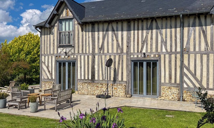 Saint-Pierre-de-Cormeilles Casa | La Grange aux Biches, 15 min from Pont l'Evêque 9P