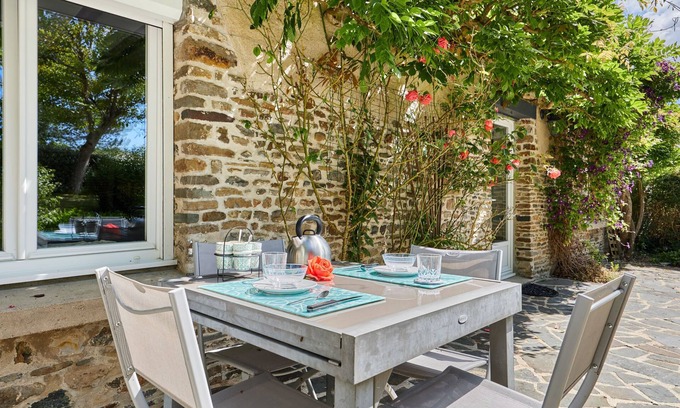 Glatigny Casa | La Glycine by Interhome