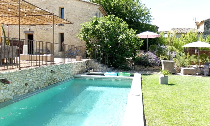 Les Cordiers Casa | La Grande Bergerie ⭐️⭐️⭐️, hogar contemporáneo y encantador en el corazón de Luberon