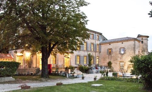 Montmeyran Cama Y Desayuno | La Grande Maison
