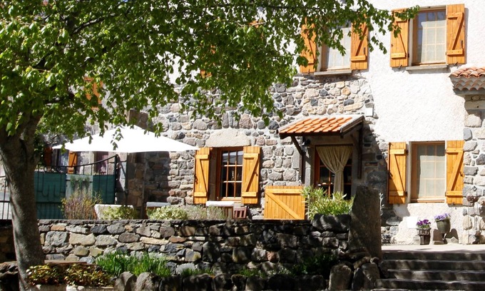 Olloix Cabaña | La Grange aux Ayres gîte "Chardon" 6 lugares
