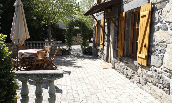 Olloix Cabaña | La Grange aux Ayres gîte "Cerise" 5 lugares
