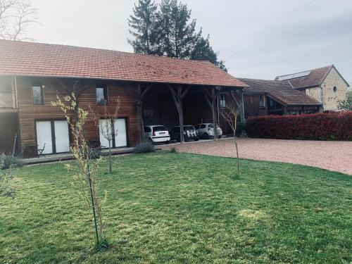Saint-Parize-le-Chatel Cama Y Desayuno | La Grange de l’Ouche