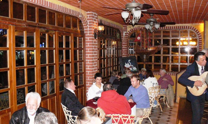 Segunda Seccion Hotel | La Hacienda de la Langosta Roja