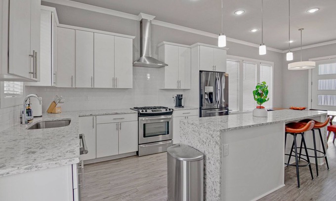 South Baton Rouge Casa | LA House 3 beds Modern Comfort Meets Cozy Charm