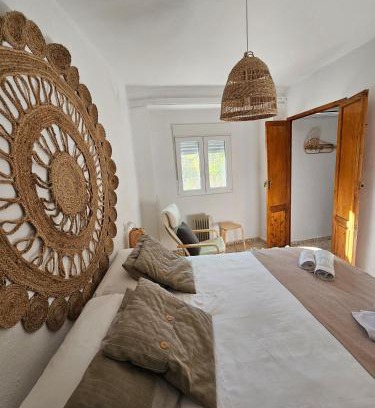 Castillo de Locubin Casa | La huerta del Castillo con su Caz de agua - Enjoy Life & Relax