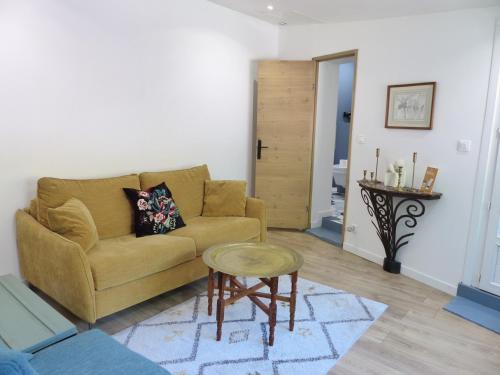 Plessis Cellier - Roche Maurice Casa | La Janvraie