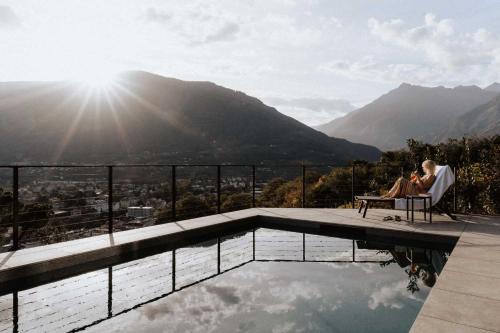 Merano Apartamento | La Libella - Suite #5 - la terrazza mit privatem Pool