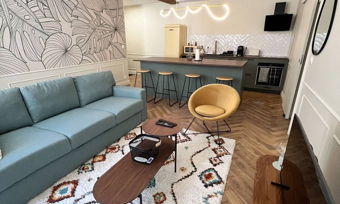 Centre Ville Apartamento | La Loge de L'odéon-t3 + Terrasse + Cave-3 min à Pied du Centre Ville 6 Personnes