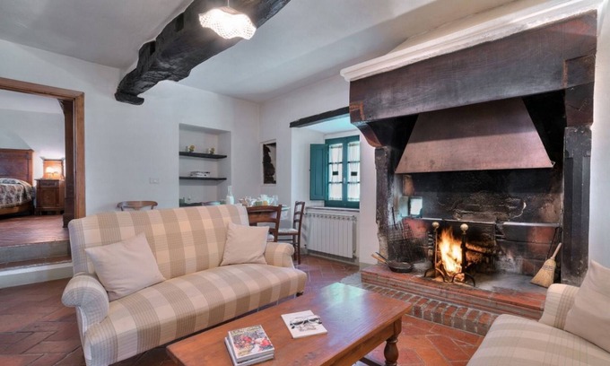 Sarna Apartamento | LA LOGGIA, CASA DE PIEDRA EN CASENTINO