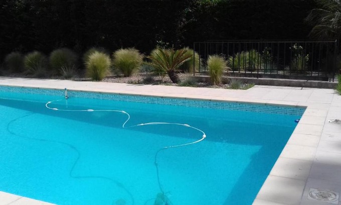 Roquefort-les-Pins Casa | La Louvetière