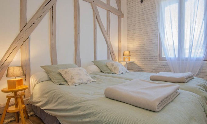 Jeugny Casa | La Louvière - JEUGNY - Gîte