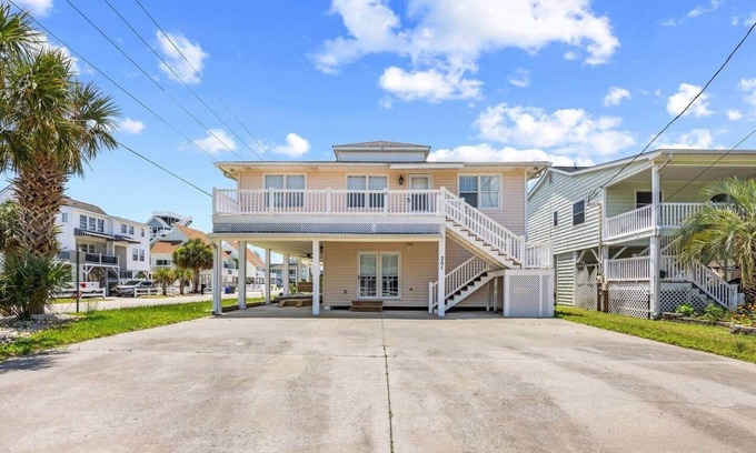 North Myrtle Beach Casa | La Luna in Cherry Grove