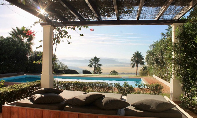 Benalup-Casas Vieja Villa | La Luz - Fantástica casa de vacaciones en Benalup con vistas panorámicas.