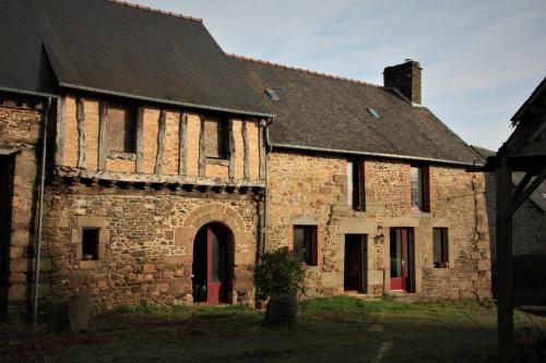 Bazouges-la-Perouse Casa | La maison à Jean