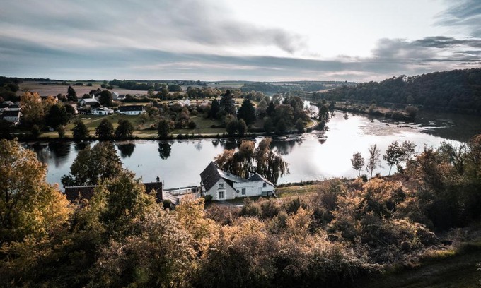 Chemille-sur-Indrois Cama Y Desayuno | La Maison au Bord du Lac