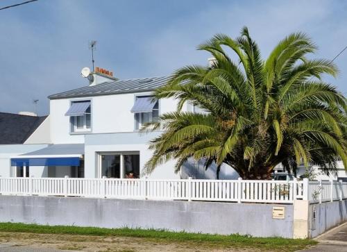 Locmaria-Plouzane Apartamento | La Maison Bleue en Iroise - Randonnées GR34 - Plage 10 min à pieds - wifi, vélos VAE gratuits, jardin - Exposition plein Sud
