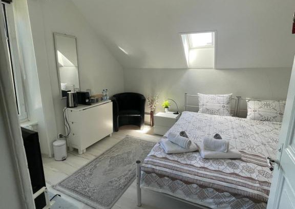 Hauterive Casa | La Maison Bleue à 2 pas du Lac du Neuchâtel