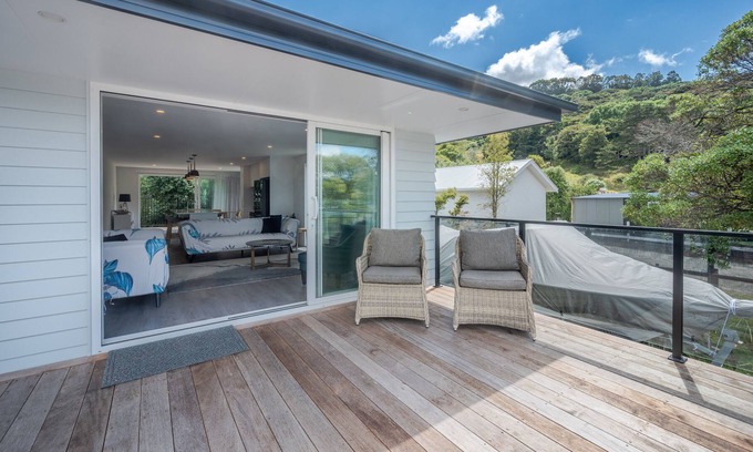 Duvauchelle Casa | LA MAISON COSTA LOTTA - DUVAUCHELLE HOLIDAY HOME in Banks Peninsula