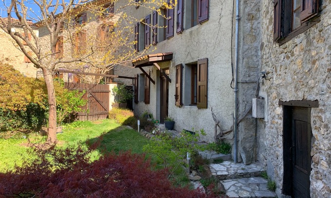 Montels Casa | La Maison D'aristide - Gîte de Charme, vue sur la Montagne, Ariège