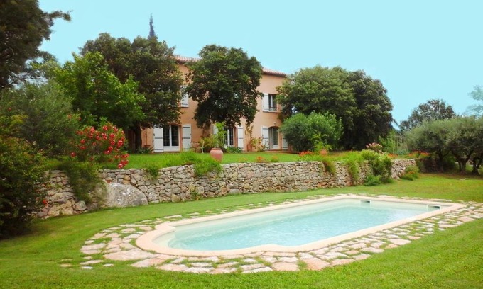 Carces Cama Y Desayuno | La Maison de Campagne