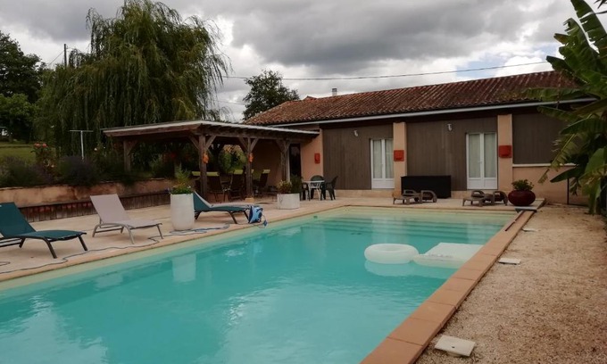 Saint-Cyprien Casa | La Maison de Joindy