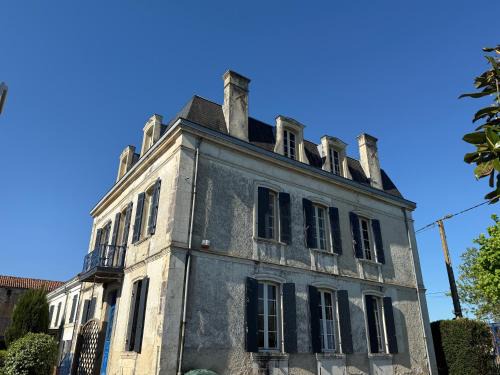 Aumagne Cama Y Desayuno | La Maison de Maître Chagnon Aumagne