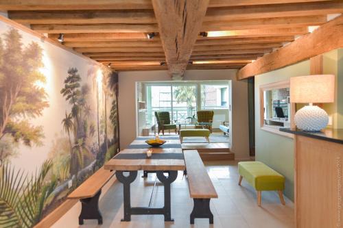 Honfleur Casa | La Maison de Pierre et Valérie St Leonard Honfleur