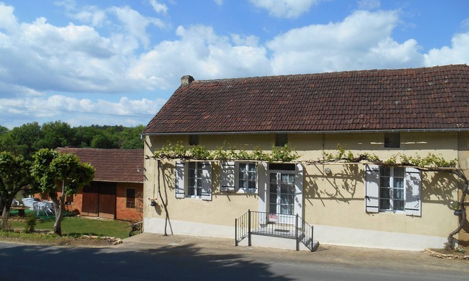Meyrals Casa | La maison des coteaux