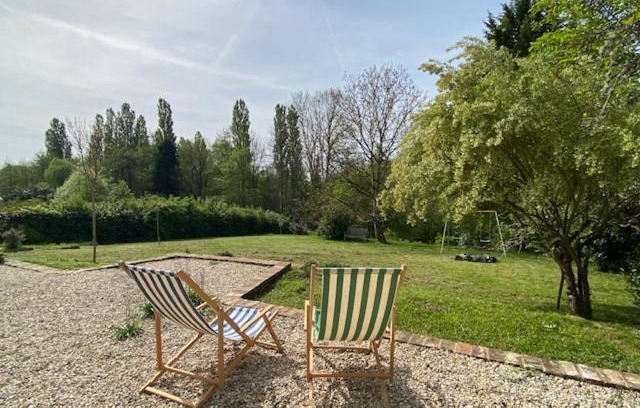 Tannerre-en-Puisaye Casa | La maison des 3 sœurs Séjour familial en Bourgogne