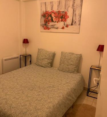 Plateau - Mont-Valerien Apartamento | La Maison des roses