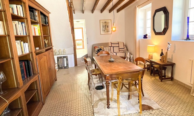 Deux Rivieres Casa | La Maison du Clocher - Maison au coeur de la route des vins