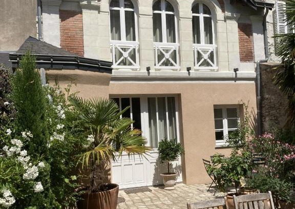 Angers Apartamento | La Maison du Cocher - Studio climatisé en Hypercentre