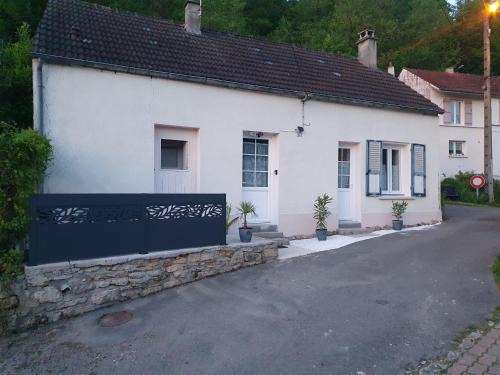 Bonneuil-en-Valois Casa | La Maison du Druide