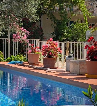 Valreas Apartamento | La maison-es-maisons.