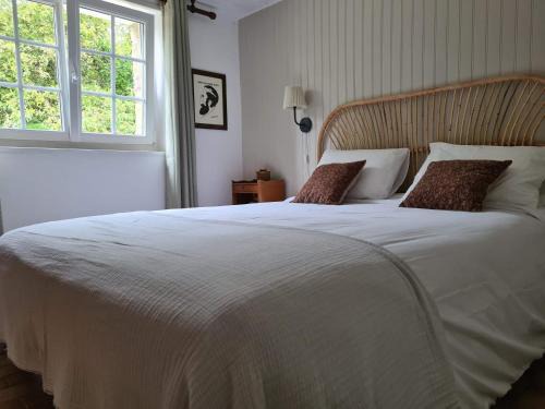 Saint-Germain-sur-Seves Cama Y Desayuno | La Maison des Tilleuls