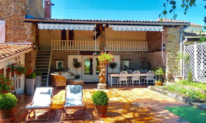 Vernet-la-Varenne Cabaña | La Maison Marguerite, cottage in the countryside