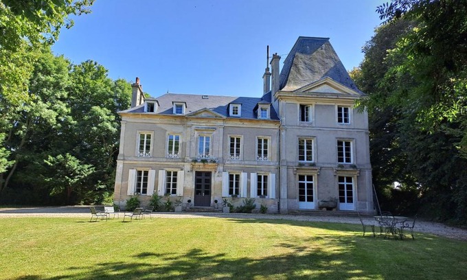 Bernieres-sur-Mer Cama Y Desayuno | La Maison Pelloquin