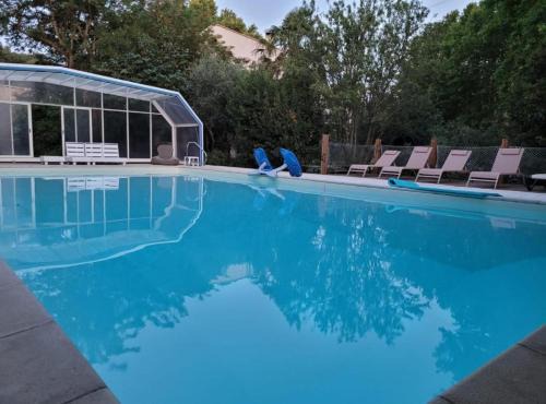 Eyragues Apartamento | La Maison perchée - Mas de Rousseau