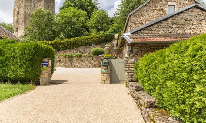 Chaudenay-le-Chateau Casa | La Maisonnette