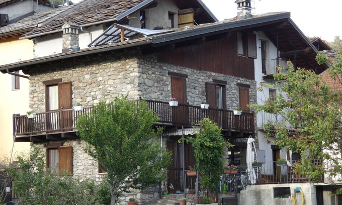 Villair-Amerique Apartamento | Vrbo Property