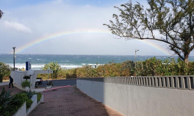 La Mercy Hotel | La Mercy Beach Hotel