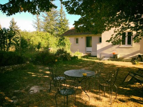 Allemans Cama Y Desayuno | La Montagne Sud