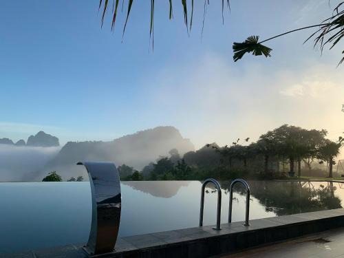 Luong Son Casa | La Montana De Luong Son
