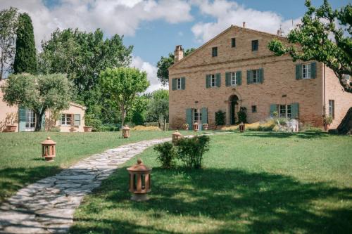 Ostra Vetere Cama Y Desayuno | La Monteduccia