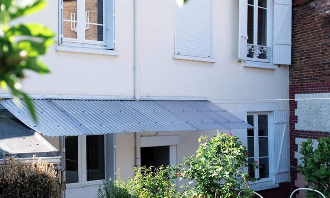 Eu Casa | La Montpensier - house in the center of Eu