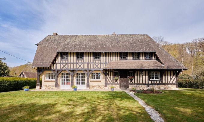 Beaumont-le-Roger Casa | La Musardière - Cottage avec Grand Jardin
